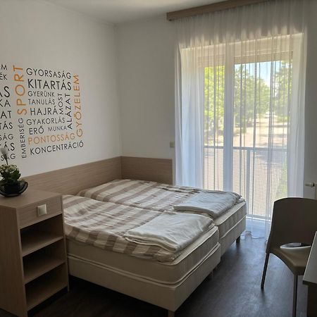Skc Siofok Aparthotel Esterno foto