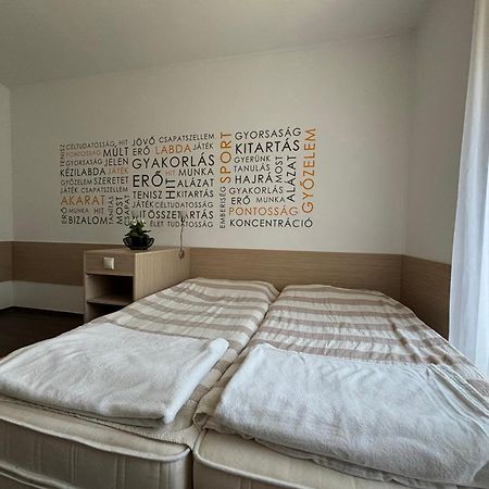 Skc Siofok Aparthotel Esterno foto