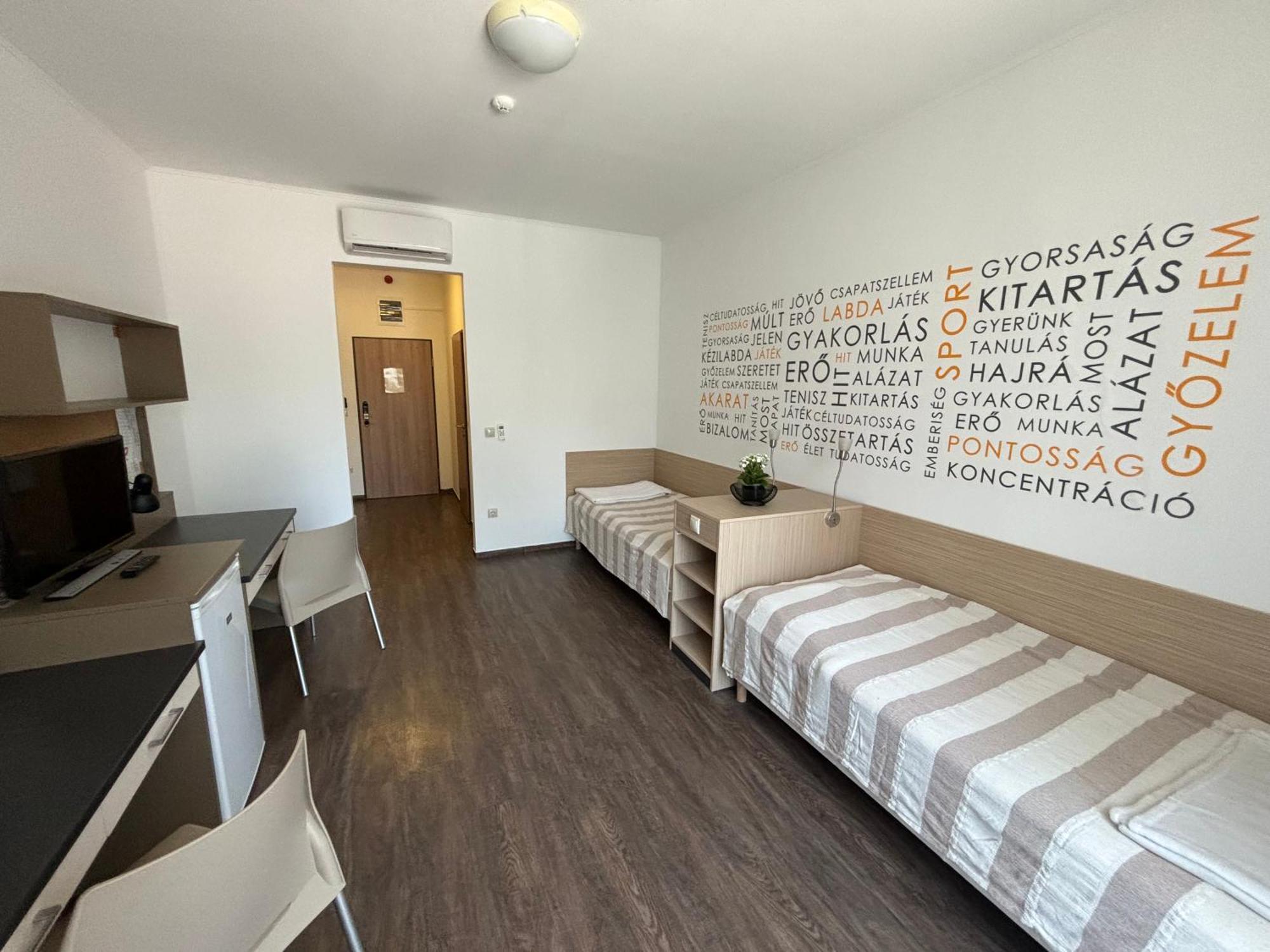 Skc Siofok Aparthotel Esterno foto