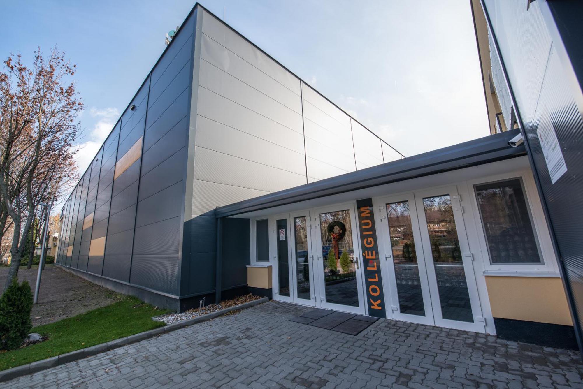 Skc Siofok Aparthotel Esterno foto